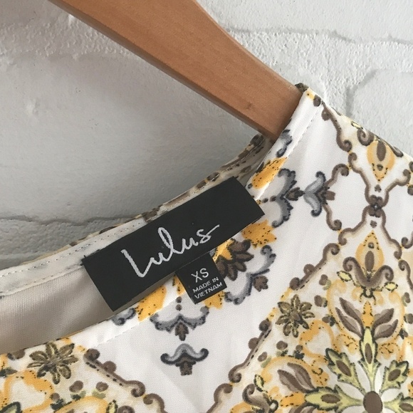 Lulus Mini dress Retro Mod Buttery soft Butter Yellow white Mozaïk print Size XS - Picture 6 of 11